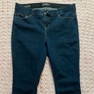 Torrid Bombshell Skinny size 20 regular